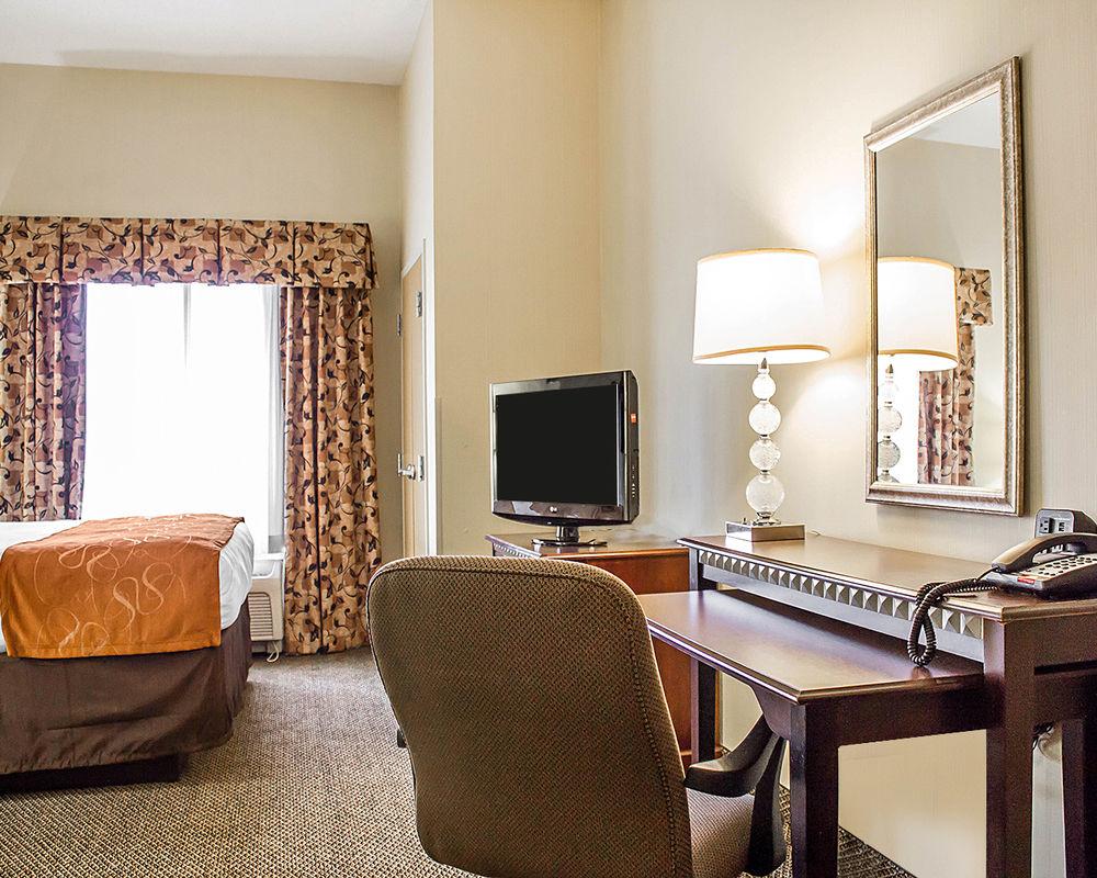 Hotel - - Southington By Ihg