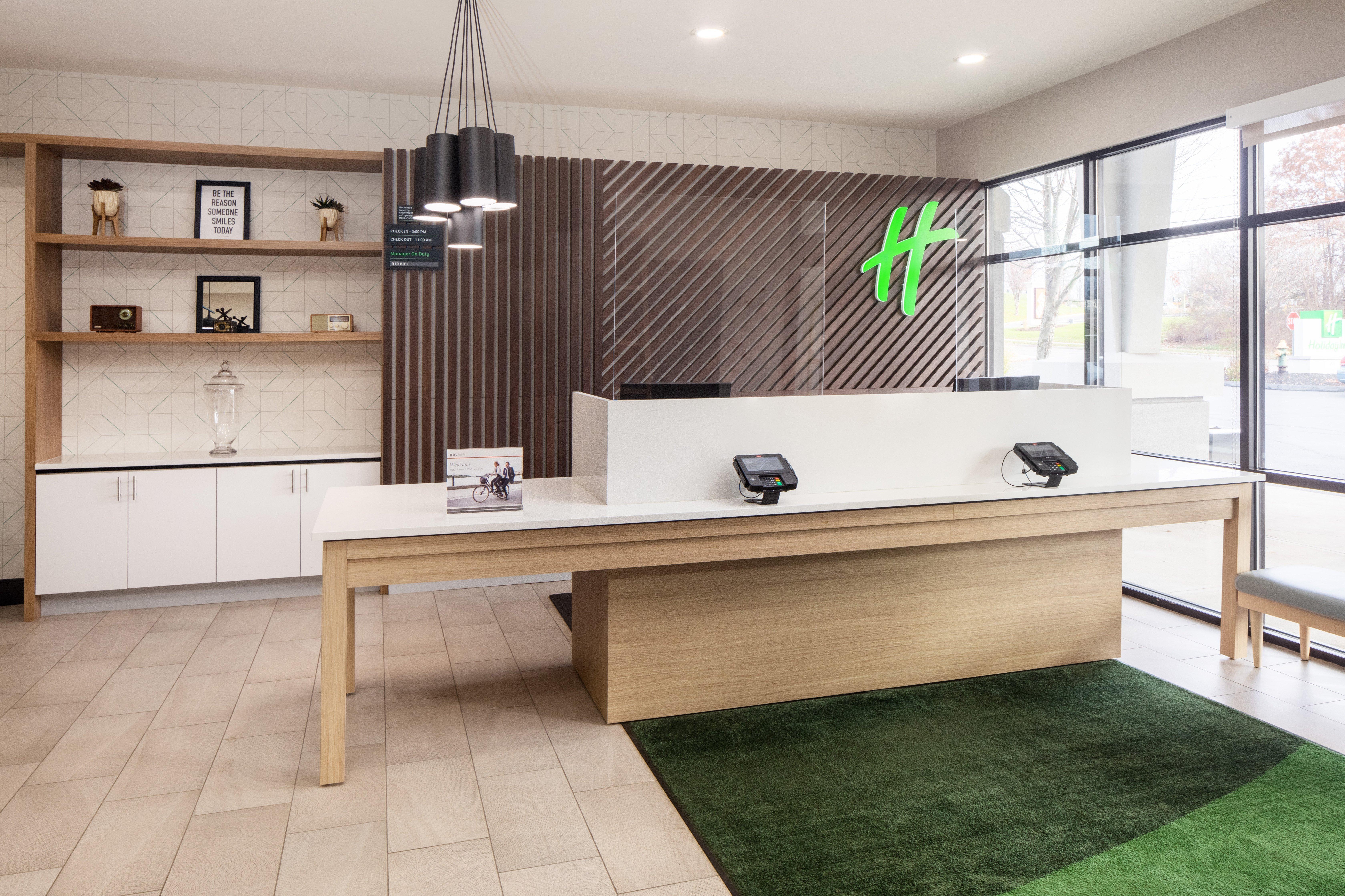 Hotel - - Southington By Ihg 3*