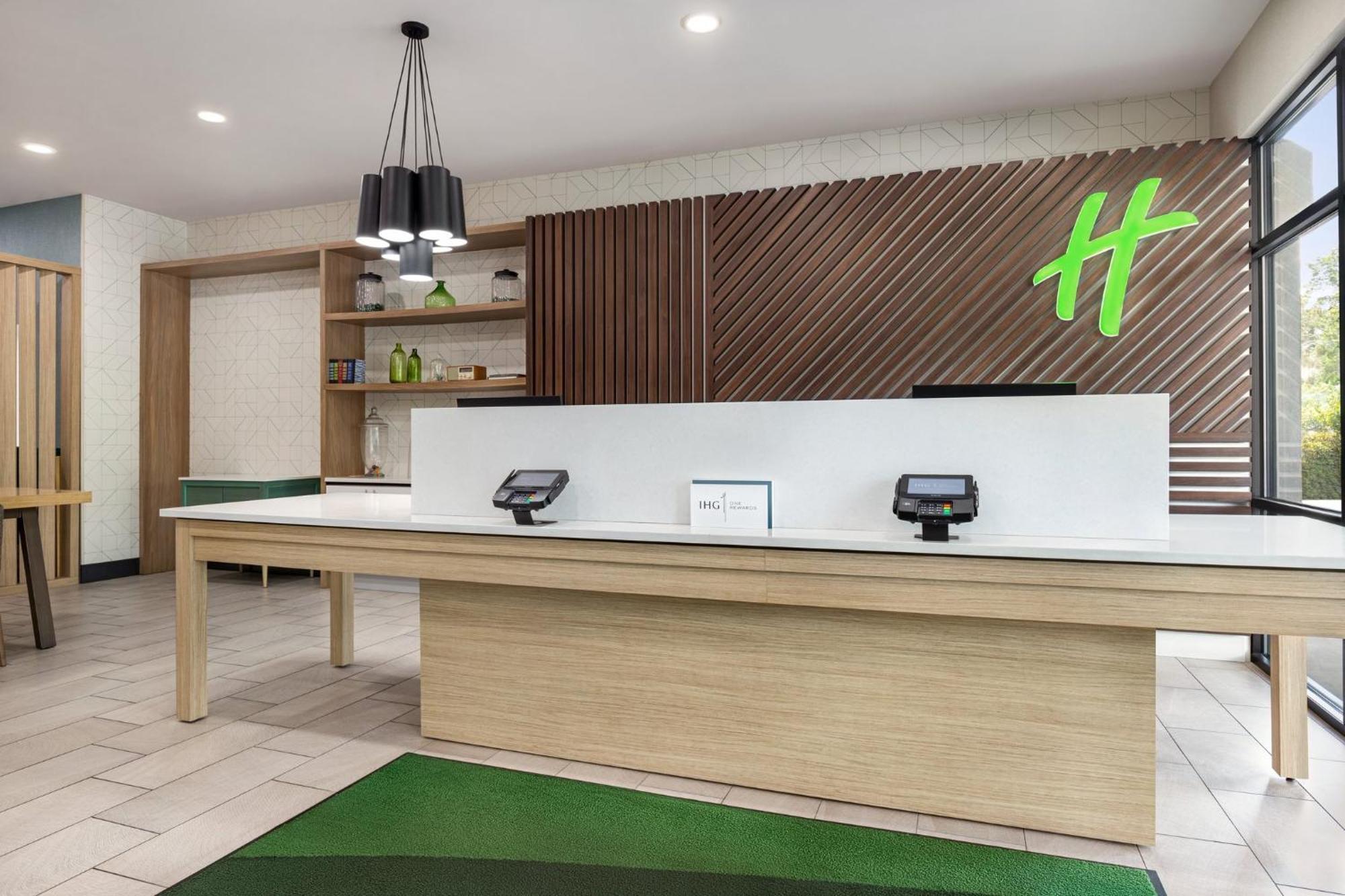 Hotel - - Southington By Ihg Cheshire