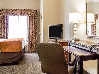 - - Southington By Ihg